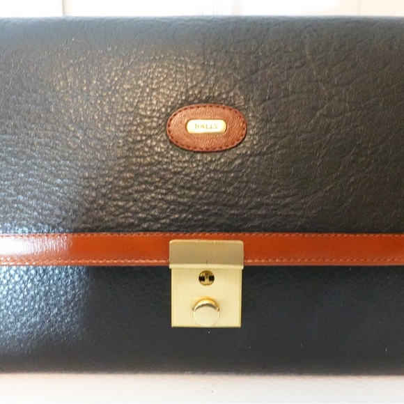 Bally Vintage Leather Clutch Bag Black Brown Gold Hardware - Picture 5 of 10